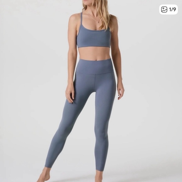 Vuori Pants - NEW Vuori All the Feels Legging Blue  - Small